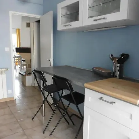 Maison Avec Jardin A - Confort Et Tranquillite *