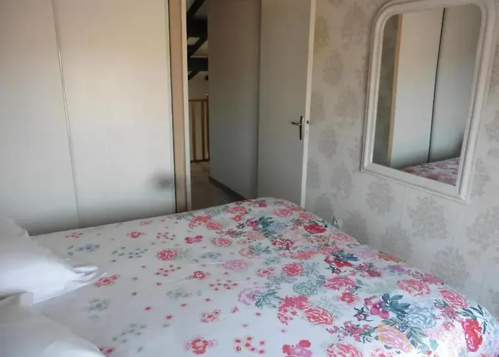 Maison Avec Jardin à - Confort Et Tranquillité Casa de Férias